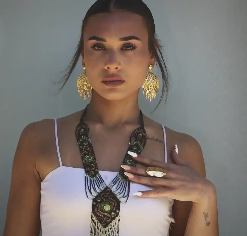 maria helmat bisuteria